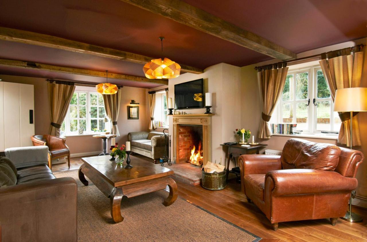 The Museum Inn Farnham  Exterior photo